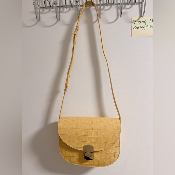 Sezane Claude Buttercup Crocodile Print Bag - Picture 4 of 9